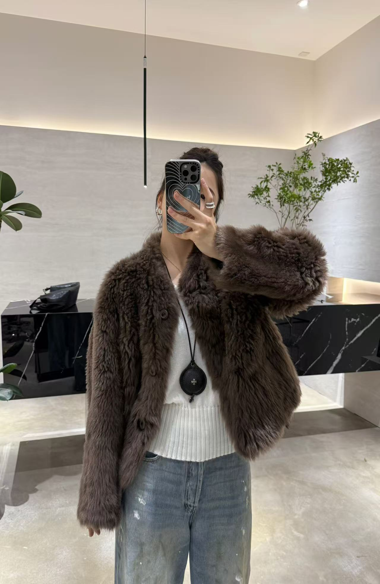 以赛亚 恋爱日记 高级感气质V领短款双面穿托卡女款皮毛一体88168