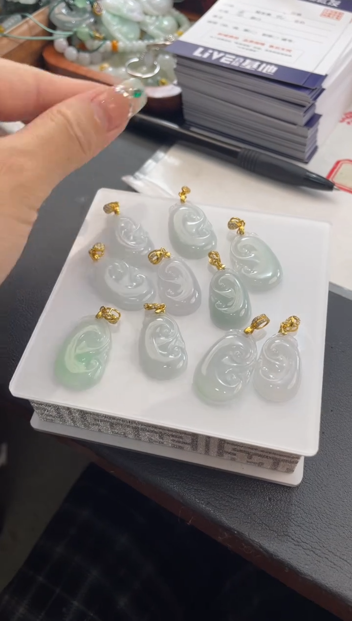 颈饰未镶嵌翡翠多样性发一