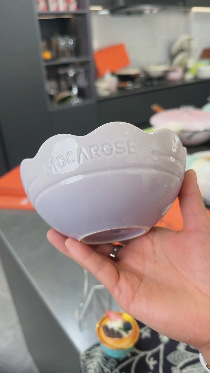 【闪购商品】瓷炻彩花边碗14CM-香芋紫