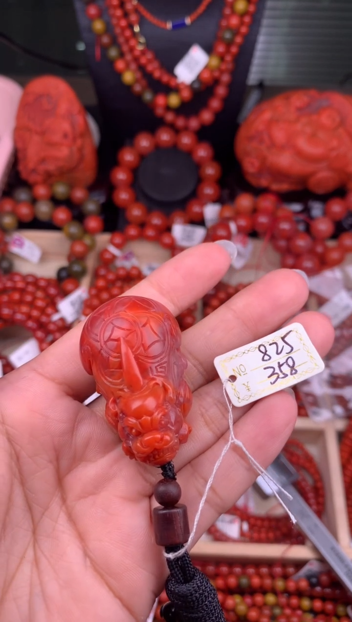 【闪购商品】南红玛瑙珠宝奇石未镶嵌825