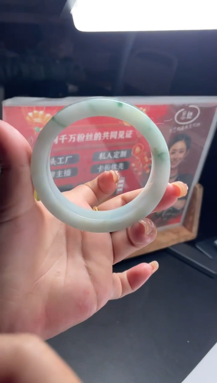 【闪购商品】定制翡翠手镯未镶嵌手镯DDQ/发一件