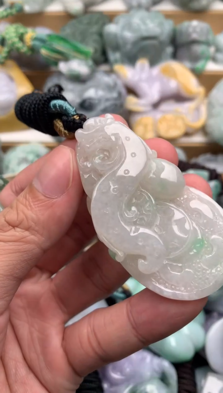 吊坠(不含链)未镶嵌翡翠1