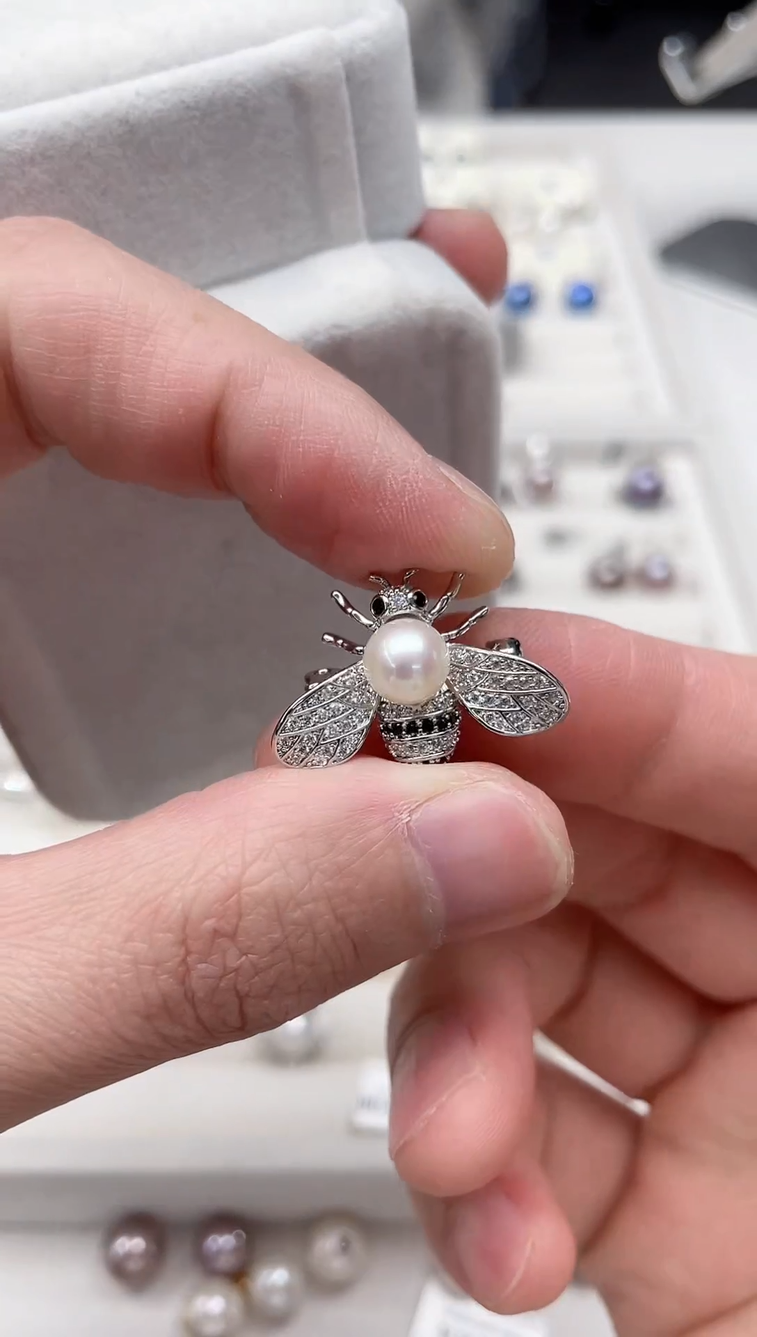 【闪购商品】淡水珍珠胸饰银S925镶嵌胸针