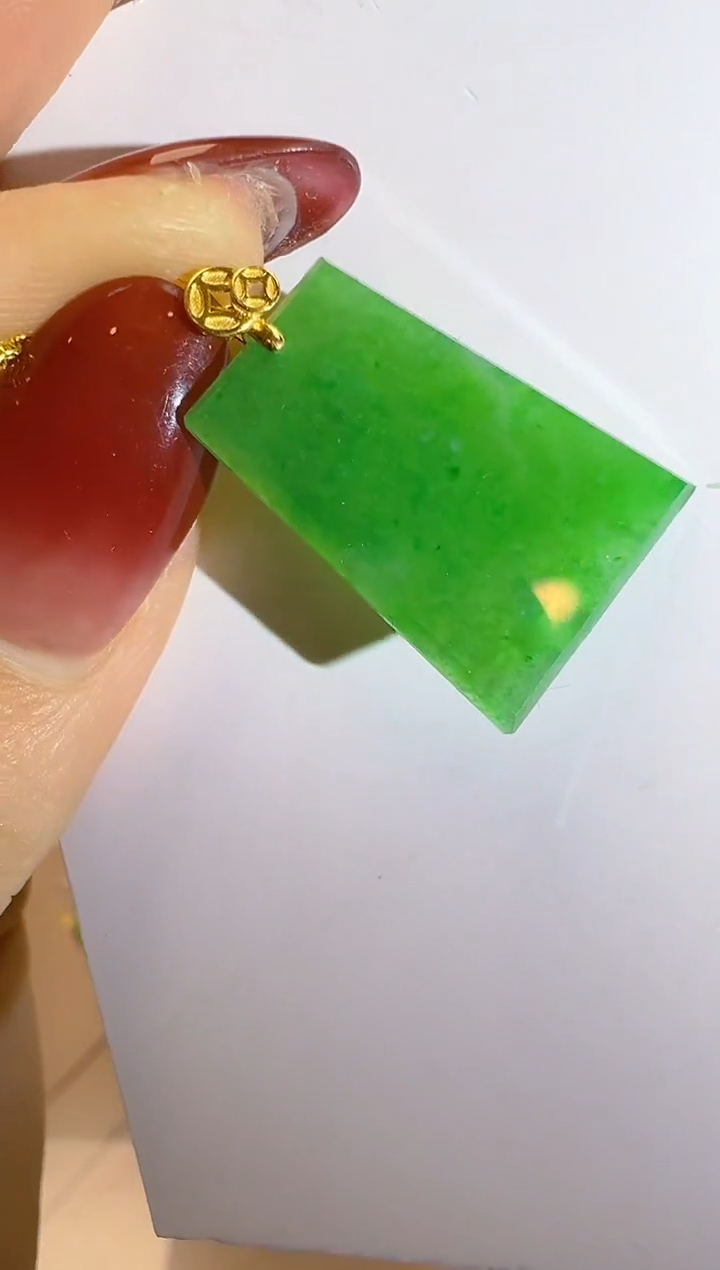 【闪购商品】翡翠吊坠(不含链)18K金镶嵌多样性团购发一件