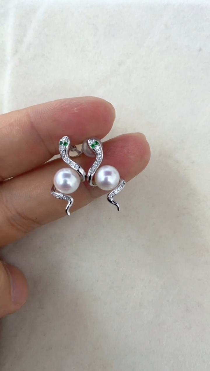 【闪购商品】海水珍珠耳饰银S925镶嵌耳钉