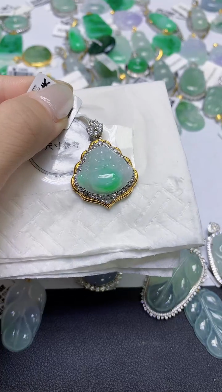 颈饰未镶嵌翡翠天然缅甸翡翠A货百元以上9元证书费自理