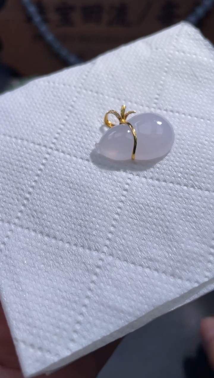 【闪购商品】翡翠颈饰18K金镶嵌55.........