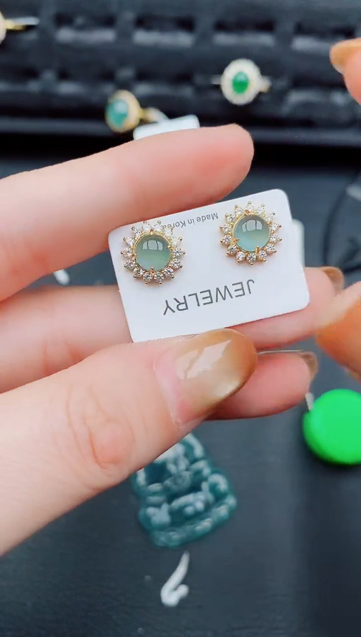 【闪购商品】翡翠耳饰银S925镶嵌天然a货翡翠888