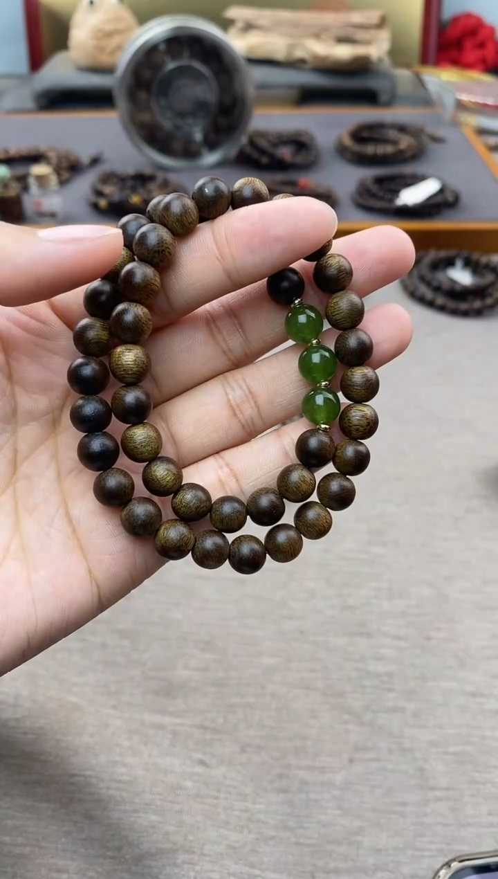 【闪购商品】沉香手串双圈芽庄玉化白棋楠0.8沉水+配饰