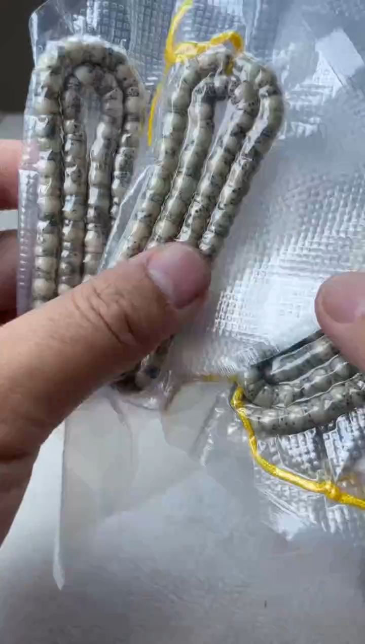 吊坠星月菩提石玉料直切大肠卡6