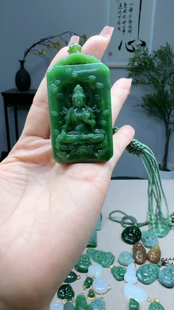 未镶嵌和田玉挂件1