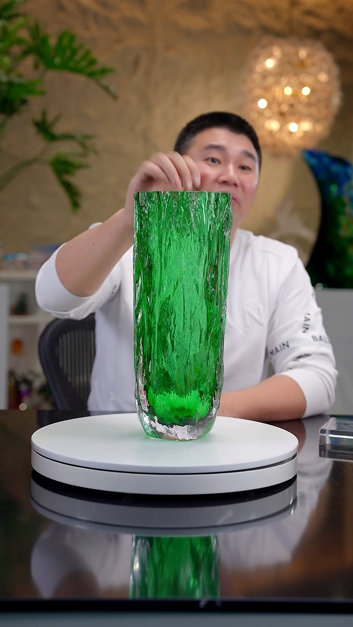 手工艺品琉璃沐****u祖母绿色树干纹花器