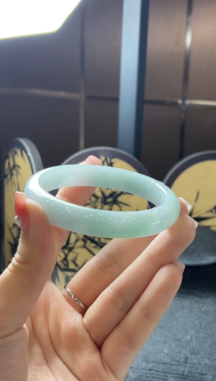 【闪购商品】翡翠手镯未镶嵌翡翠手镯（60）