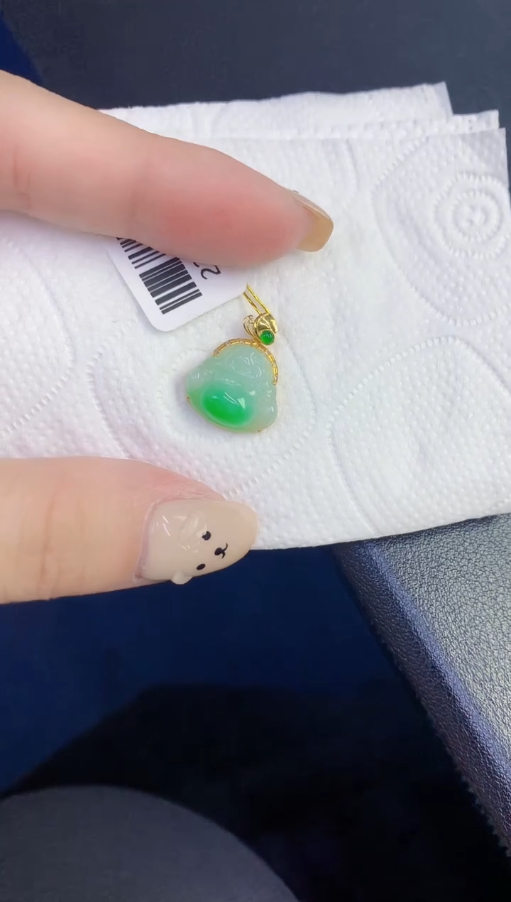 颈饰18K金镶嵌翡翠缅甸天然翡翠A货