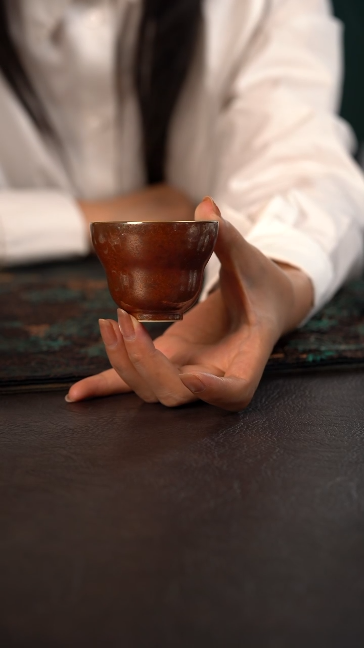 100c聚澜堂红金花釉大葫芦杯