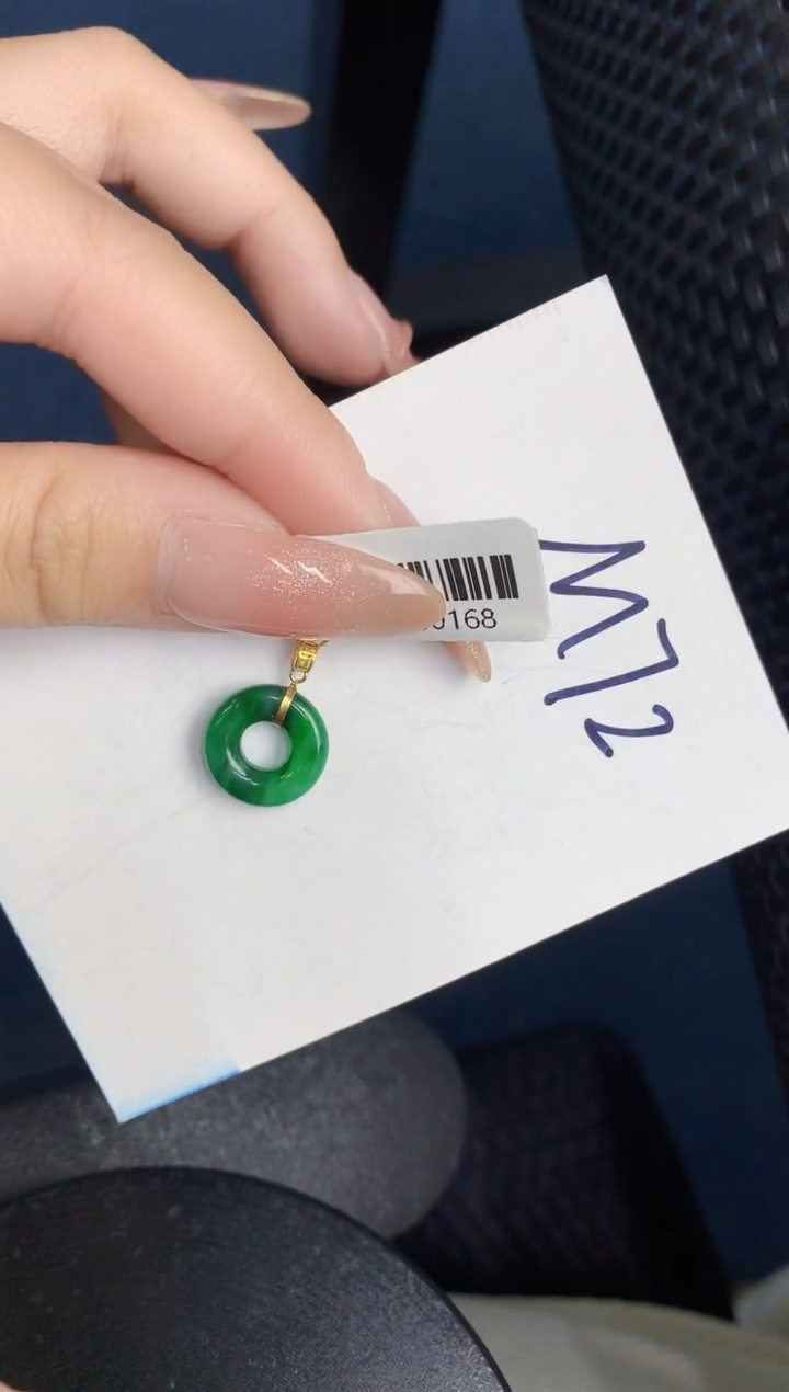 【闪购商品】翡翠颈饰18K金镶嵌000000000