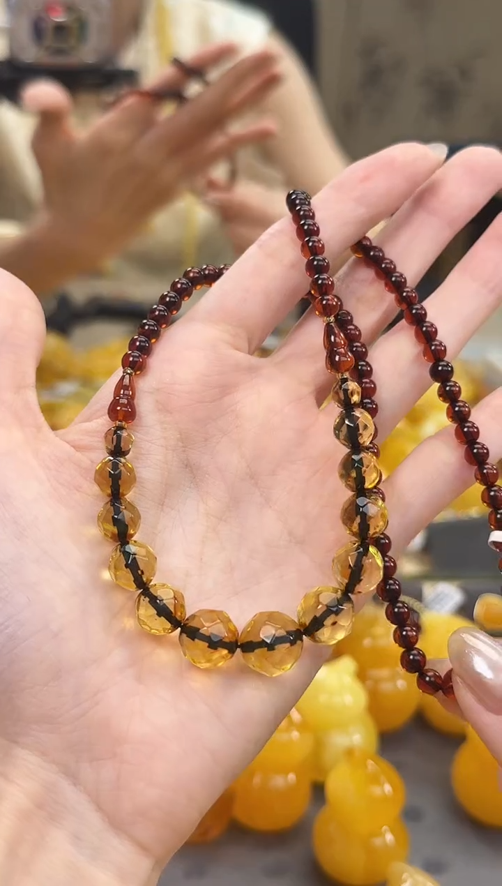 裸石琥珀未镶嵌J150