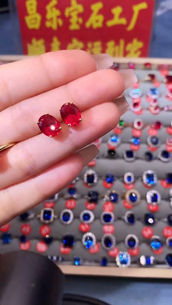 【闪购商品】蓝宝石耳饰银S925镶嵌11111