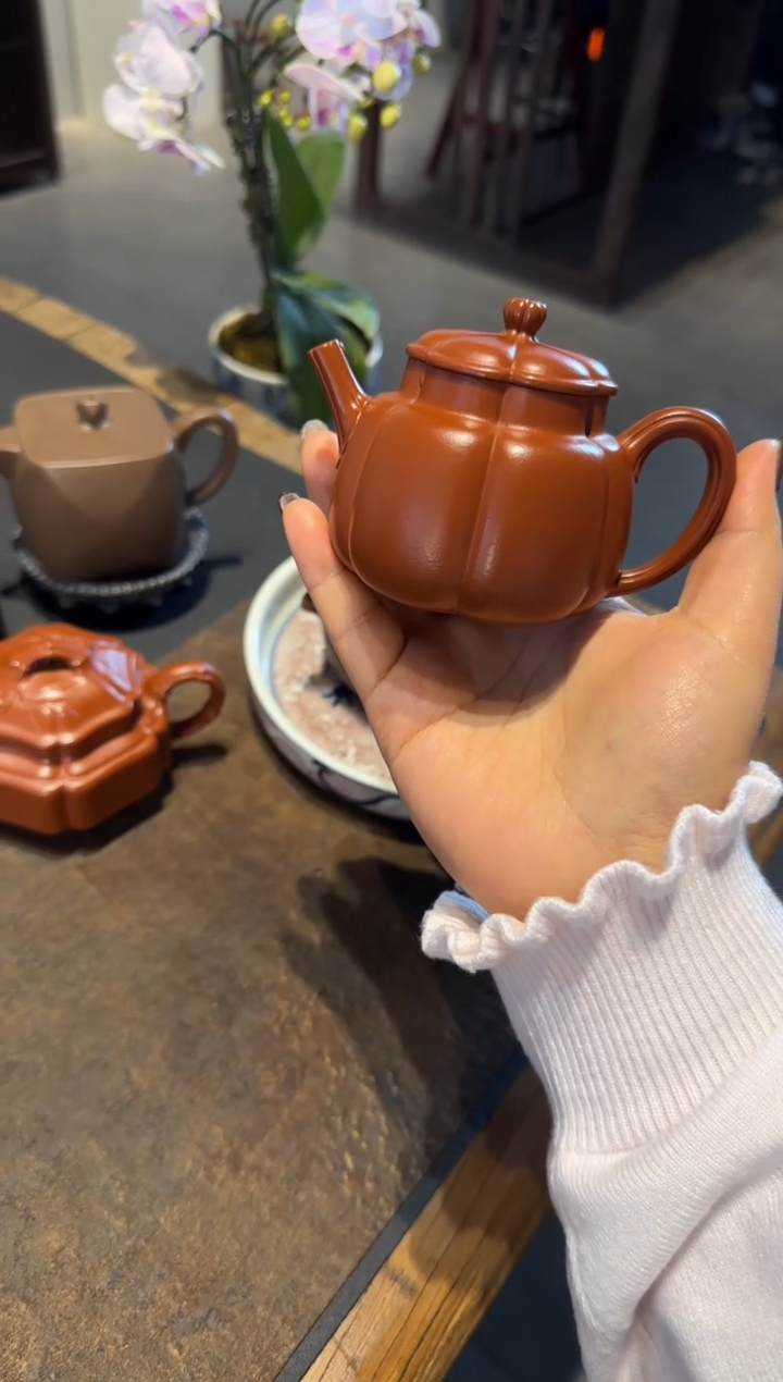 【闪购商品】紫砂茶壶繁花 朱泥