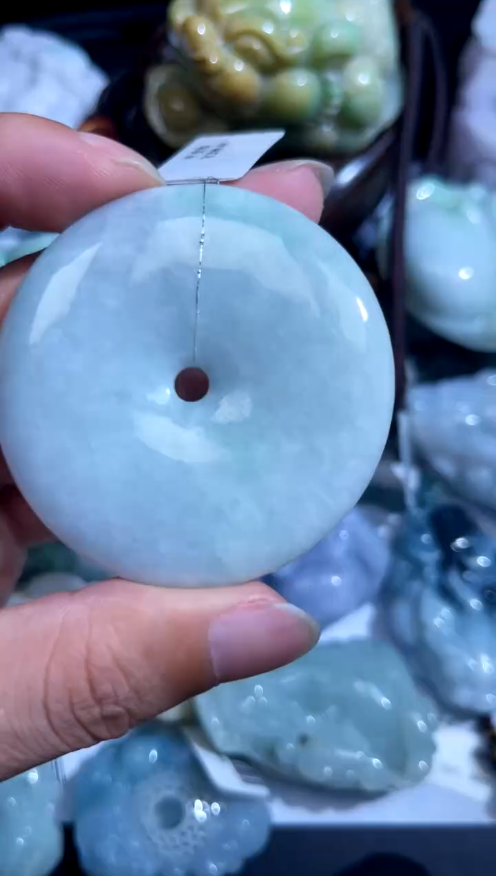 翡翠未镶嵌吊坠(不含链)00000204