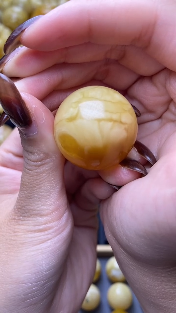 【闪购商品】琥珀裸石未镶嵌蜜蜡.15