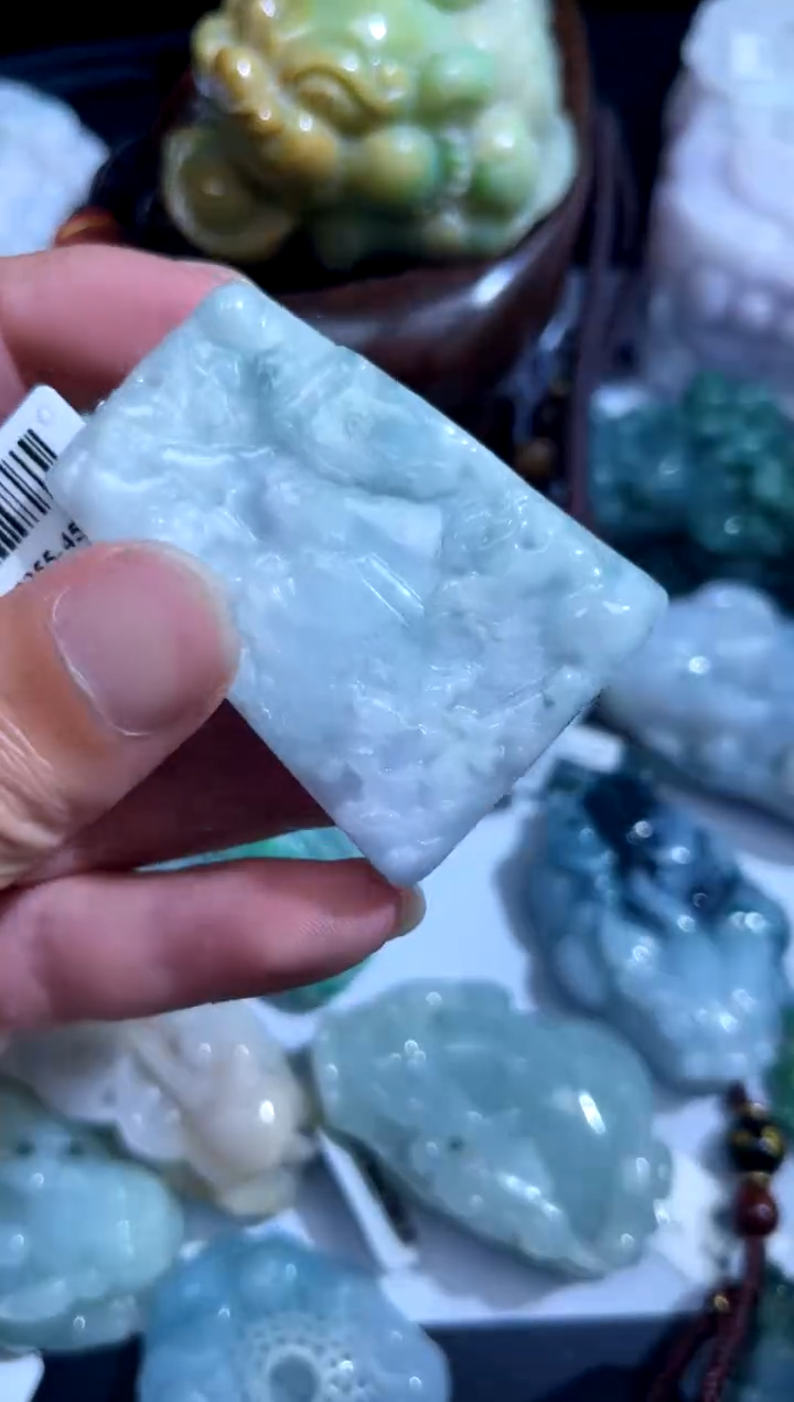 翡翠未镶嵌吊坠(不含链)00000146