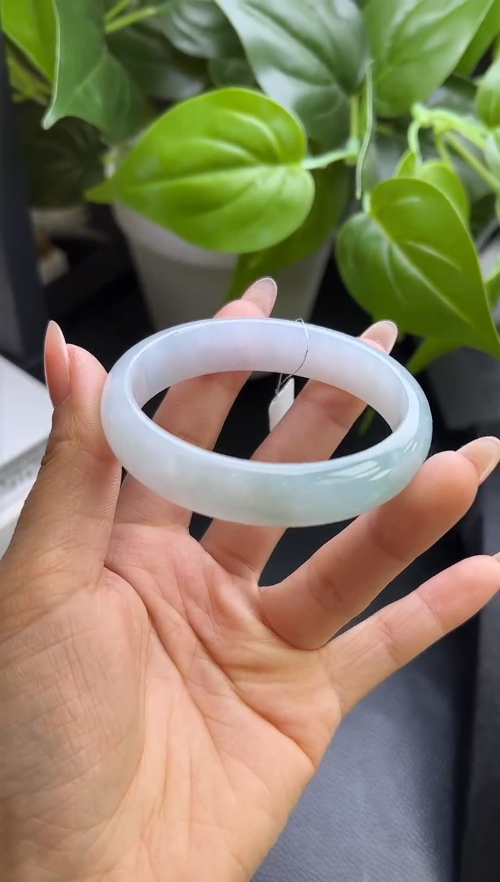 【闪购商品】翡翠手镯未镶嵌K745-3 贵妃镯 52-54圈