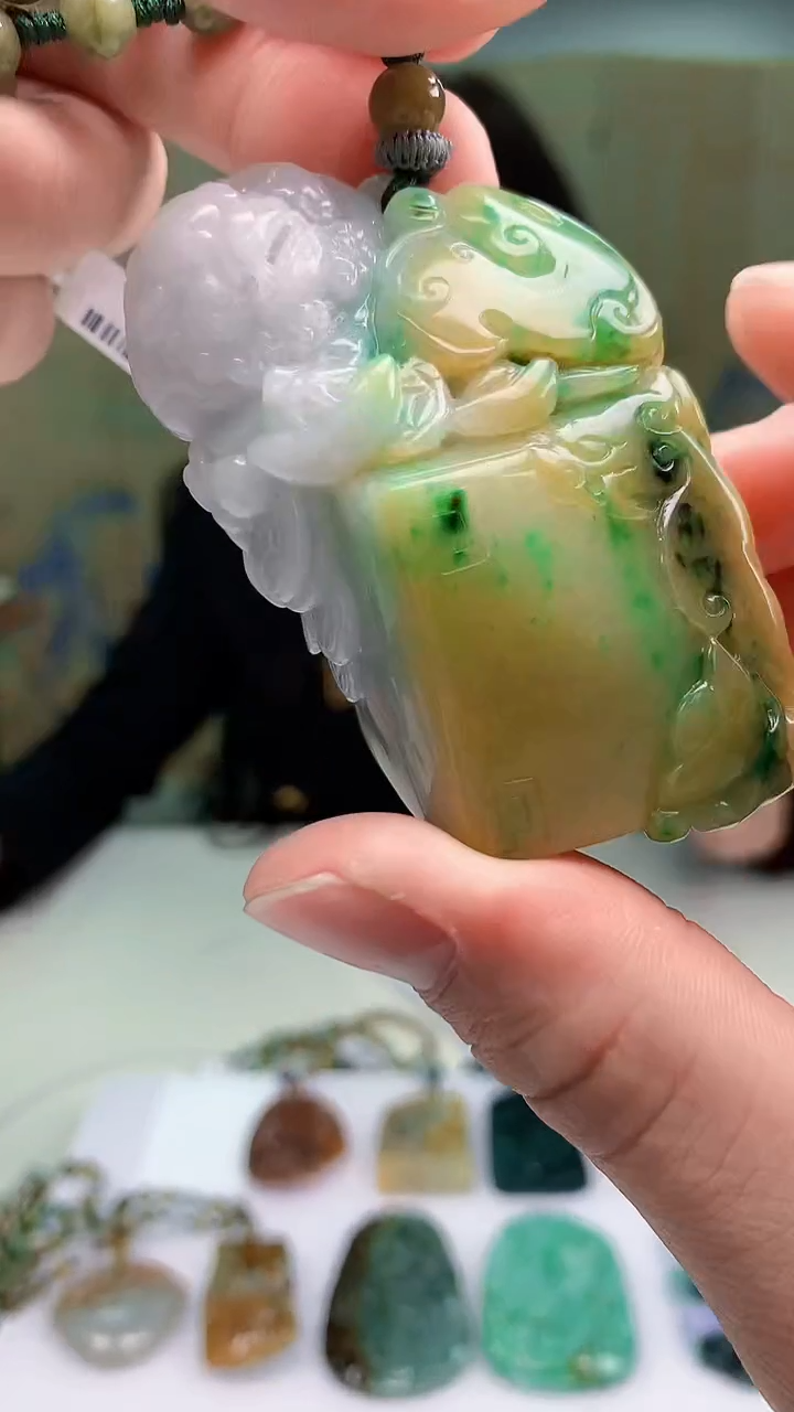 【闪购商品】定制翡翠未镶嵌4829bb-毛货挂件83