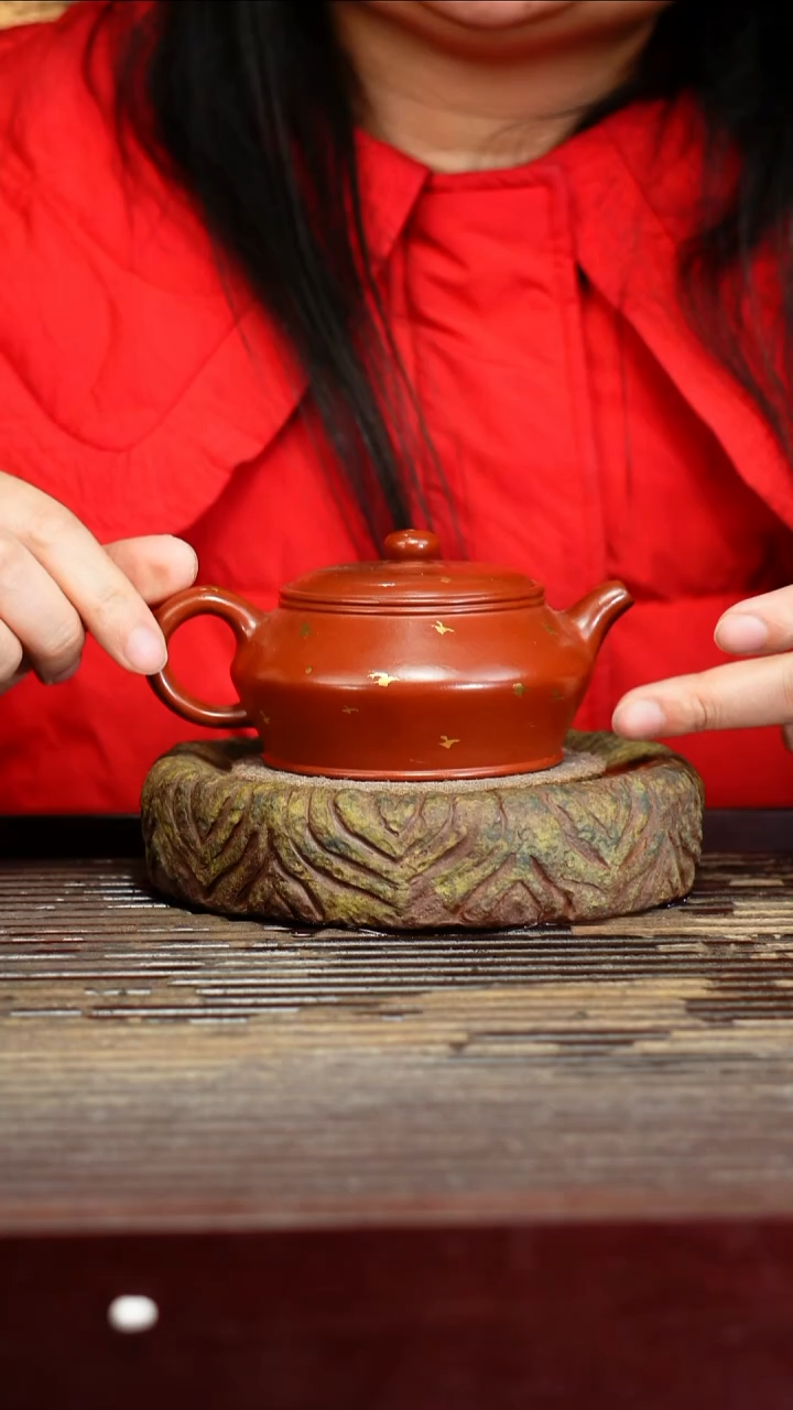 宜兴原矿紫砂壶茶壶宜兴原矿紫砂壶茶壶180C