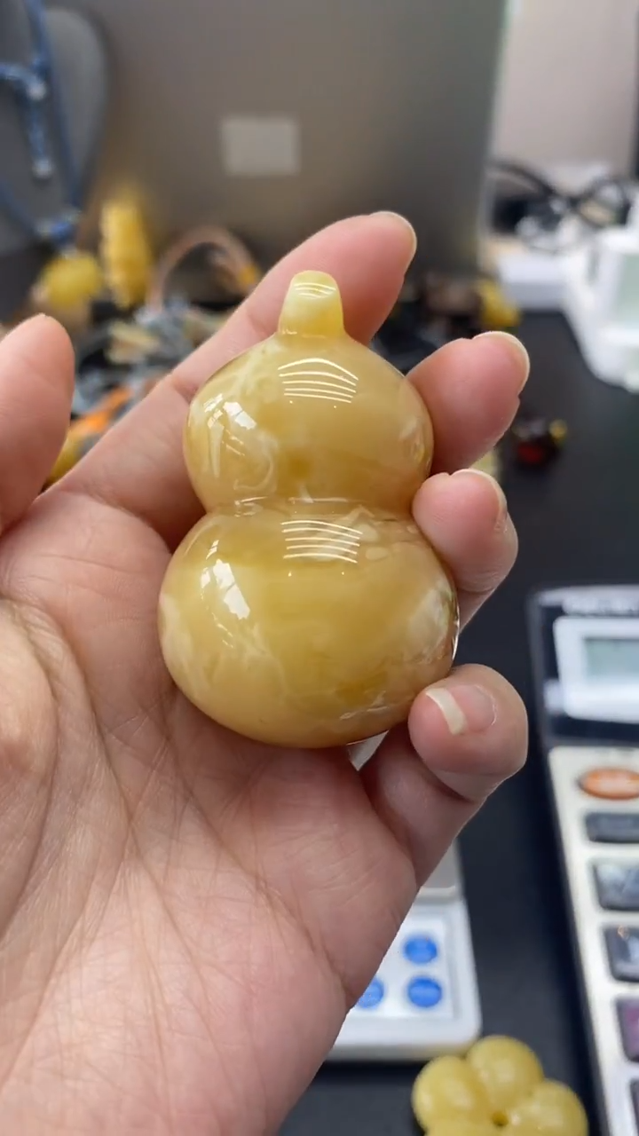 琥珀未镶嵌珠宝奇石杏*荏438