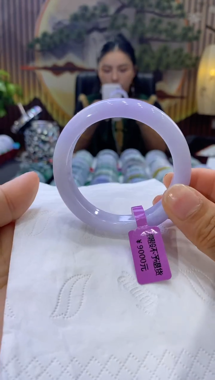 【闪购商品】翡翠手镯未镶嵌多人02589