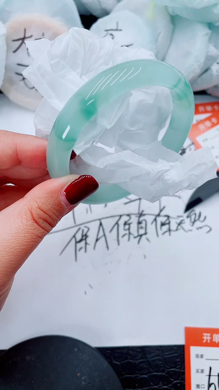 【闪购商品】石英质玉手镯未镶嵌T98-65