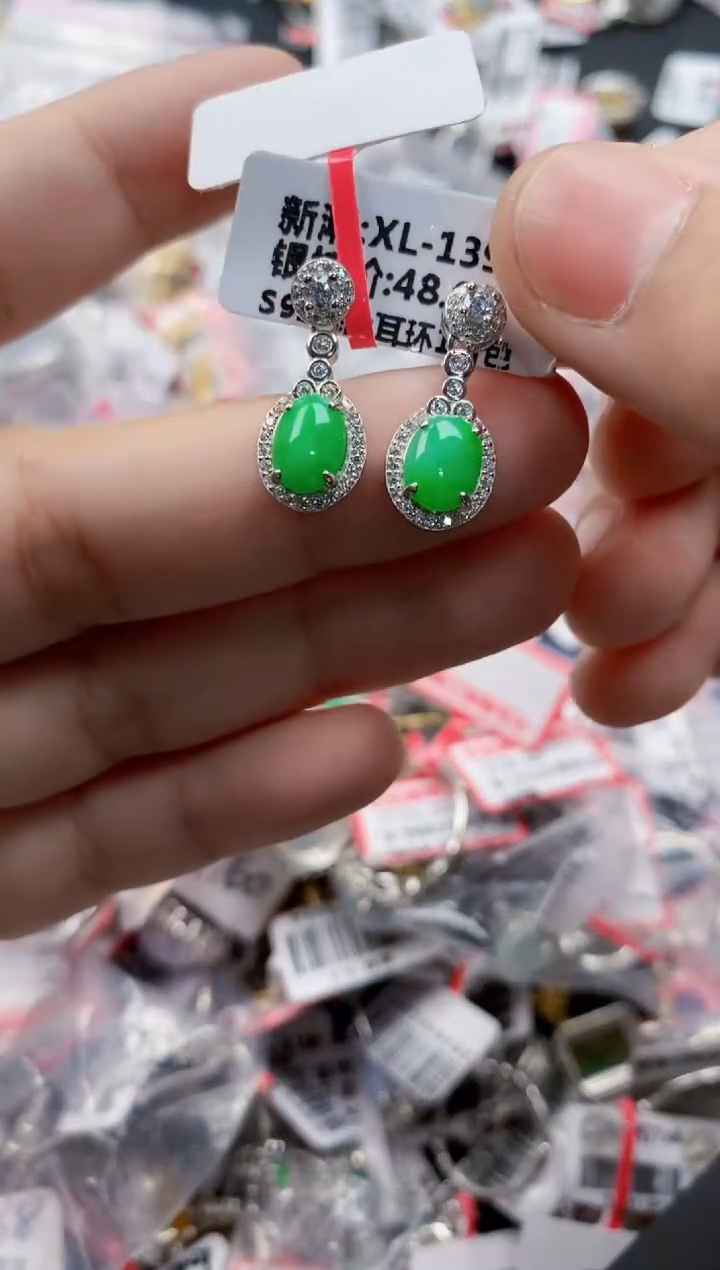 翡翠戒指银S925镶嵌666666    2
