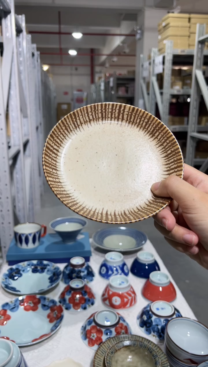 瓷片新品福利 松十草小盘