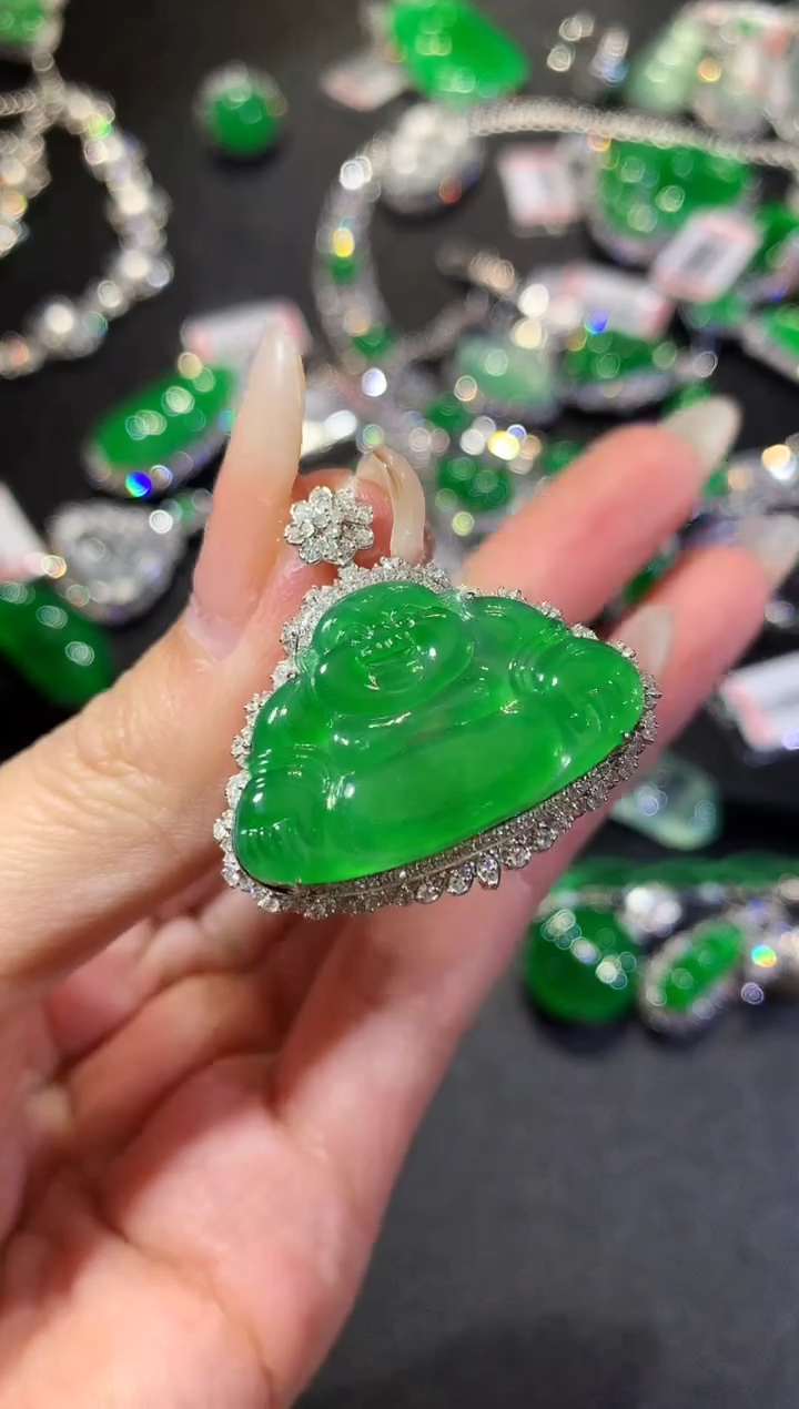 【闪购商品】翡翠吊坠(不含链)18K金镶嵌134-佛公（多样性发货一件