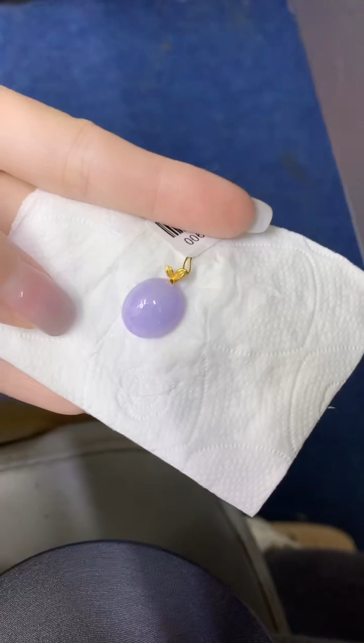 颈饰18K金镶嵌翡翠缅甸天然翡翠A货