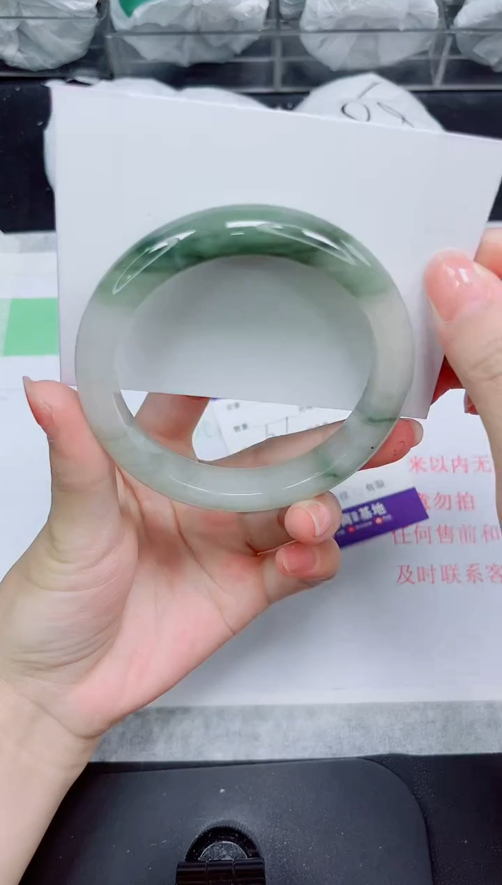 石英质玉手镯未镶嵌84-62