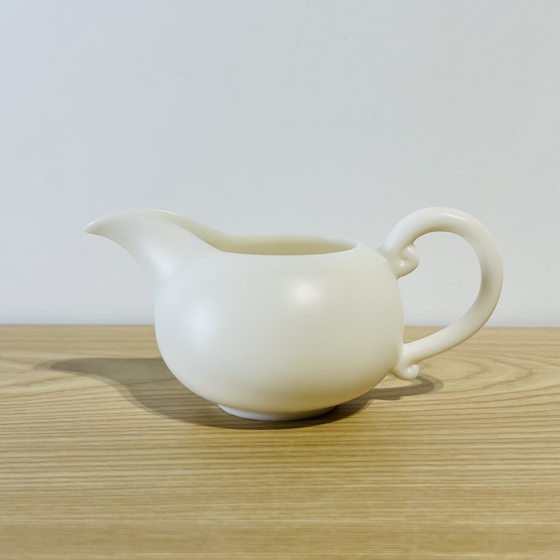 吾游茶器羊脂玉瓷素烧高冰公道杯