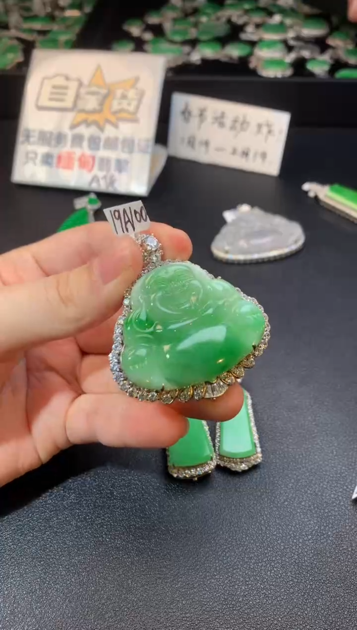 【闪购商品】翡翠颈饰银S925镶嵌翡翠