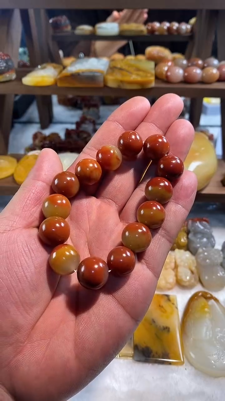 未镶嵌石英质玉（黄龙玉）套链黄龙玉手链