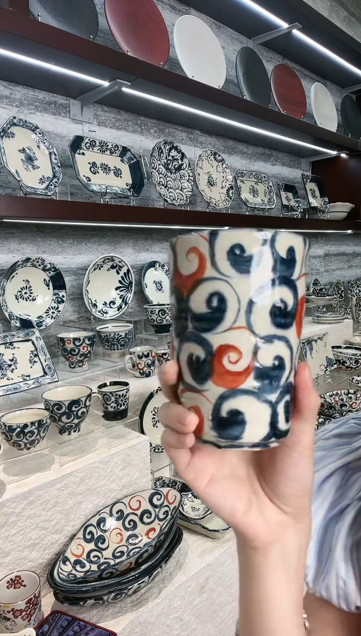 陶宗山窑水杯-赤绘旋涡