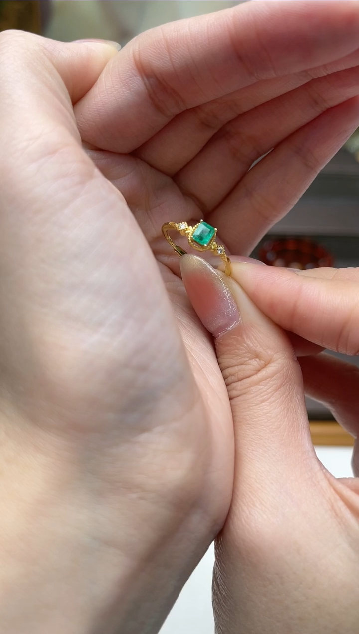 【闪购商品】祖母绿戒指银S925镶嵌aj2968