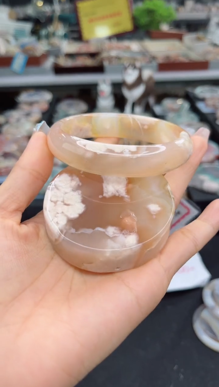 【闪购商品】石英质玉手镯未镶嵌63圈口（赠品镯心）3503378