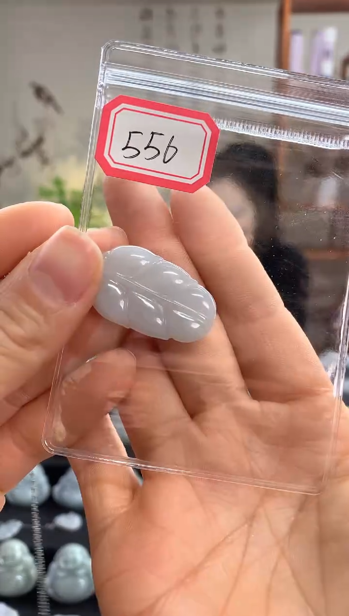 【闪购商品】翡翠吊坠(赠链)银S925镶嵌叶子556