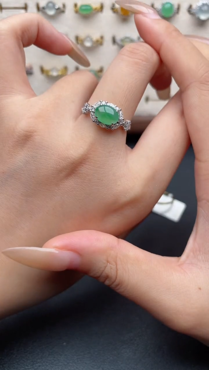 银S925镶嵌戒指翡翠一物一证一礼盒