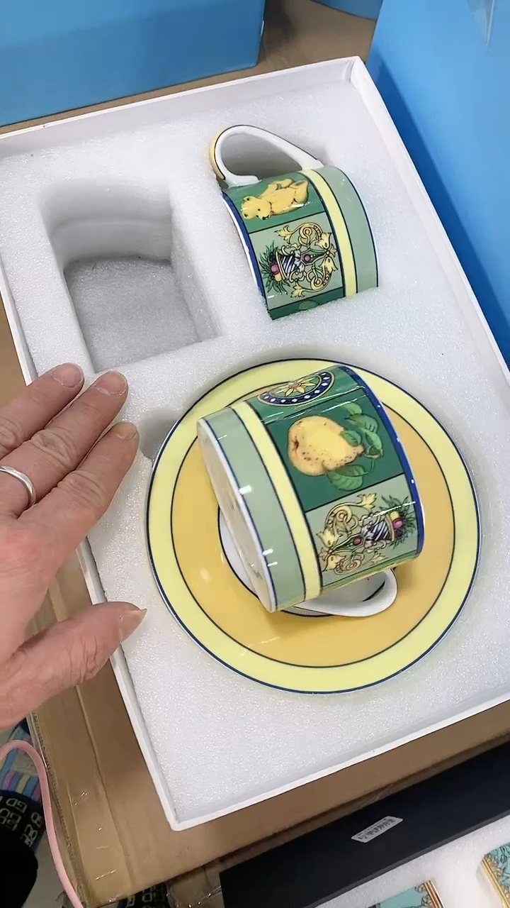 瓷片锅碗瓢盆一件不留@@1