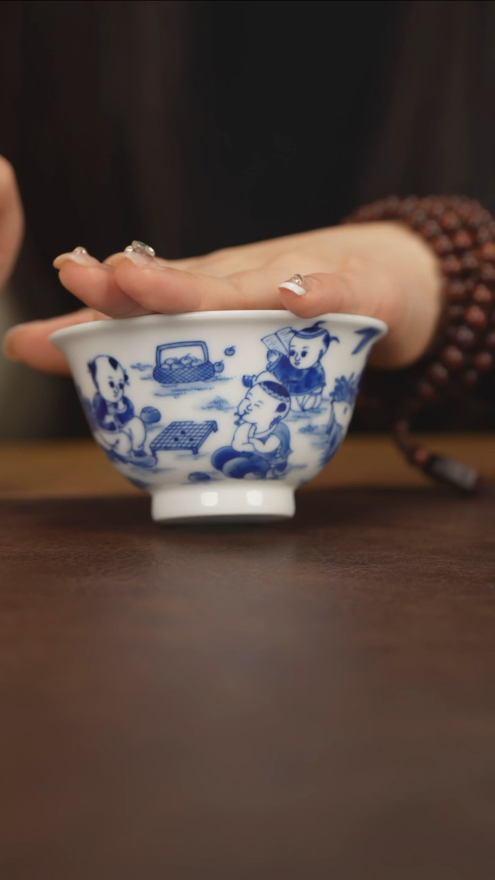 【闪购商品】段式青花青花童子压手杯