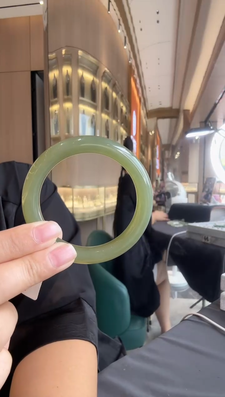 和田玉手镯未镶嵌如*~冰猫镯54