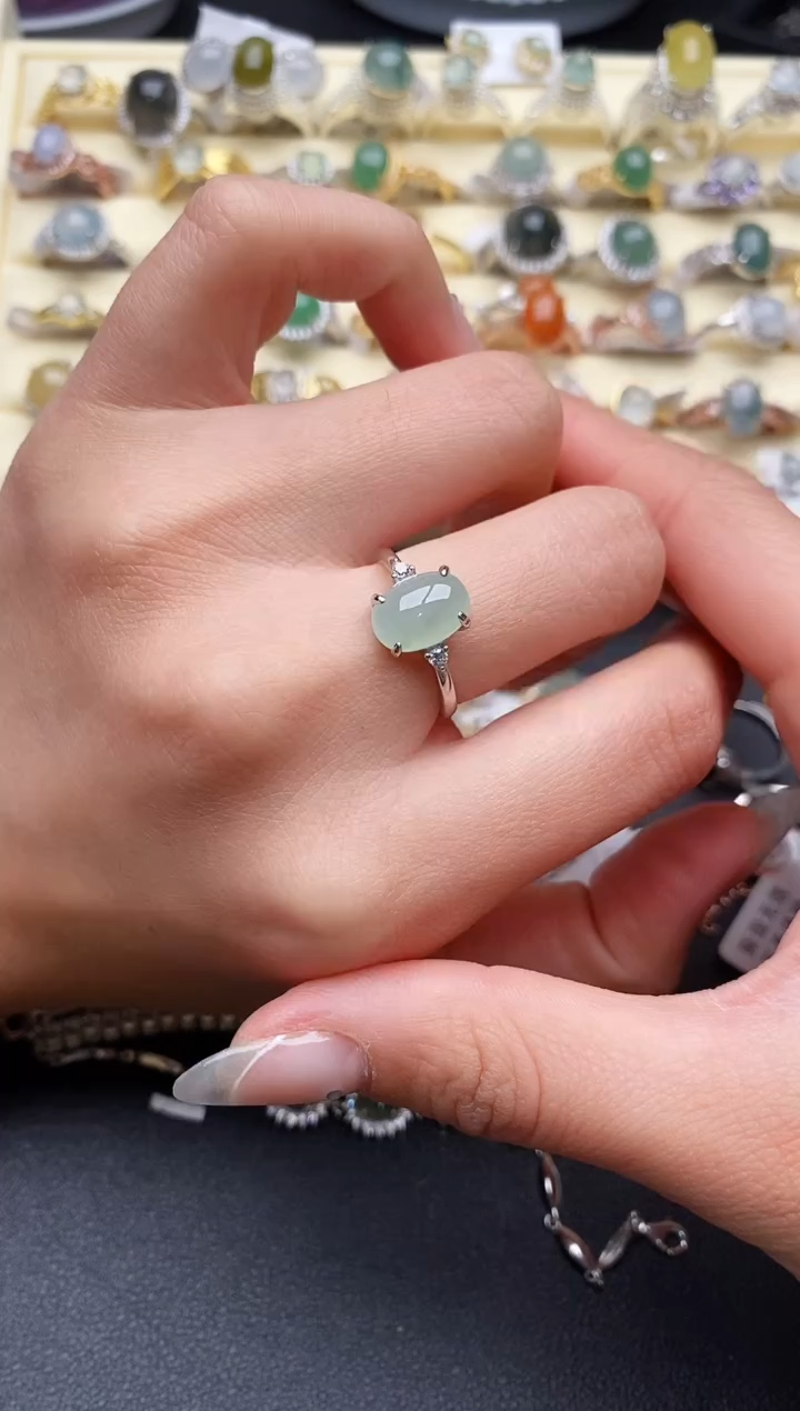 【闪购商品】翡翠戒指银S925镶嵌4444444+4