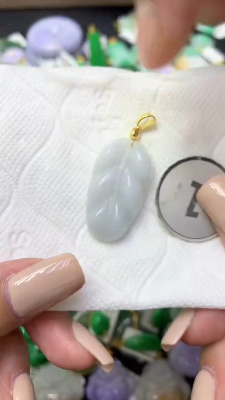 颈饰未镶嵌翡翠天然缅甸翡翠A货